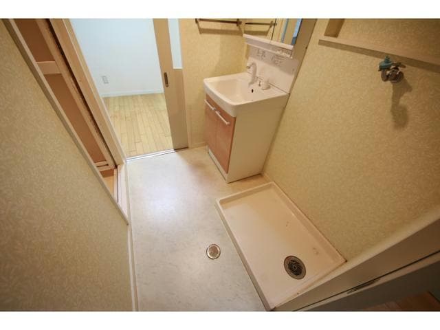  Ｐｅａｃｅ　Ｒｏｏｍ　Ｂ