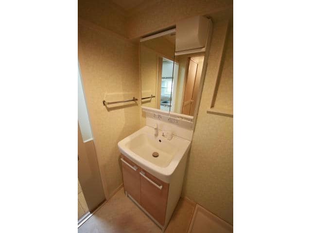  Ｐｅａｃｅ　Ｒｏｏｍ　Ｂ