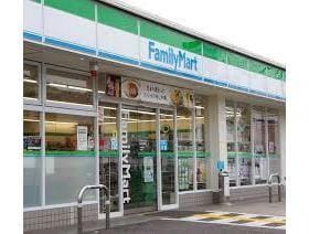 ファミリーマート恵庭京町店(コンビニ)まで439m Lian（リアン）
