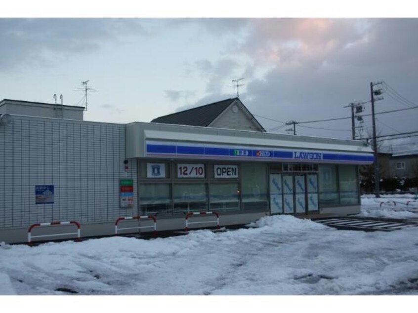 ローソン恵庭黄金南店(コンビニ)まで1392m Horse　Win19