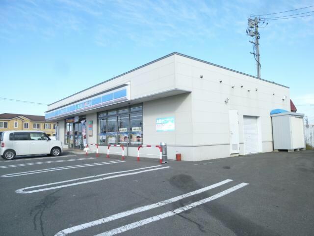 ローソン千歳信濃店(コンビニ)まで79m コウケンハイツ