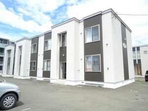 クレセントコート