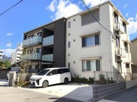 シャーメゾン三条