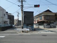 平岡　貸家