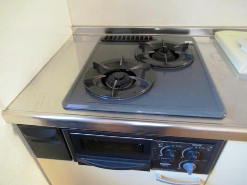  アヴェニール二番館