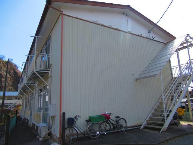  たかはしアパート