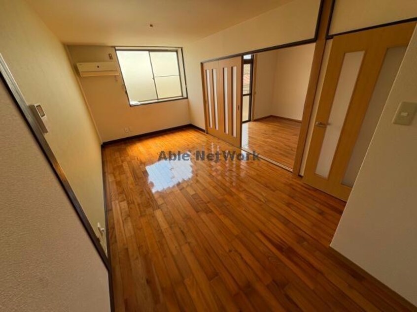  パープルタウン