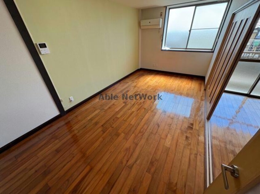  パープルタウン