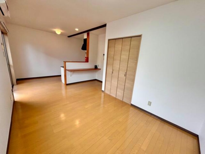  クレッセルコリナ六番館