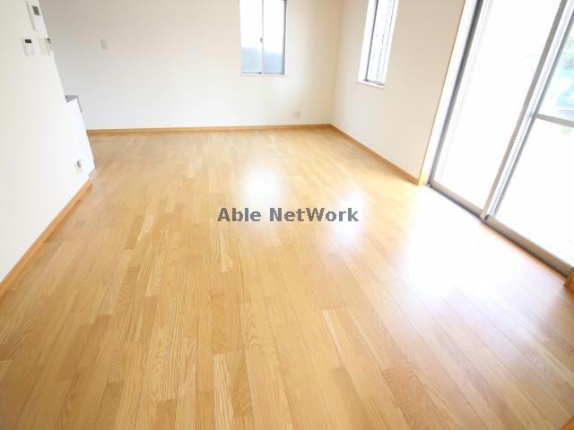  Ｔｓ　ＳＱＵＡＲＥ