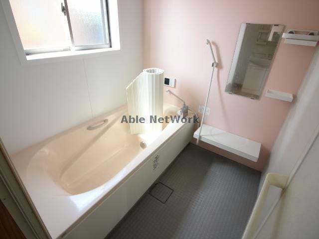  Ｔｓ　ＳＱＵＡＲＥ