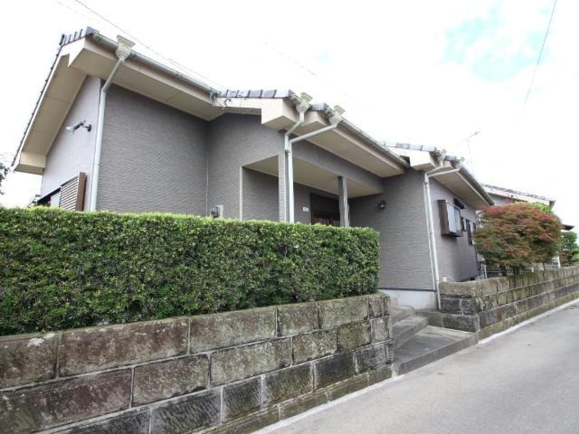  小園立野貸家