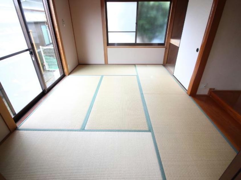  小園立野貸家