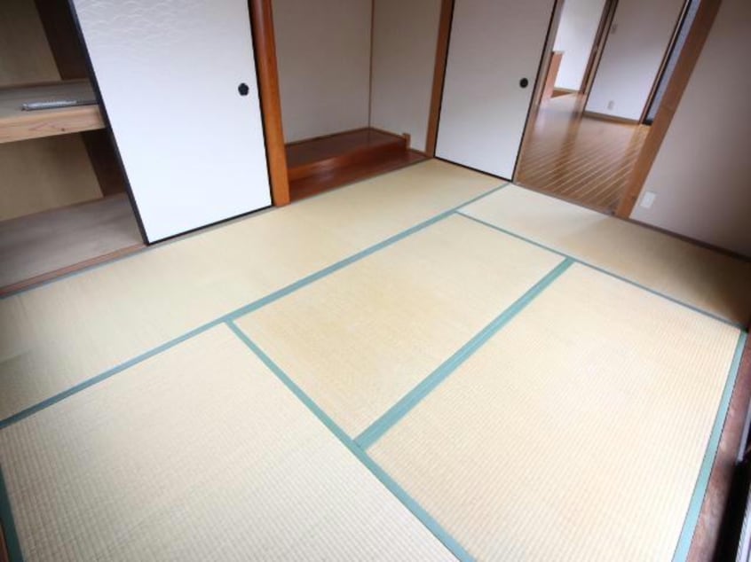  小園立野貸家