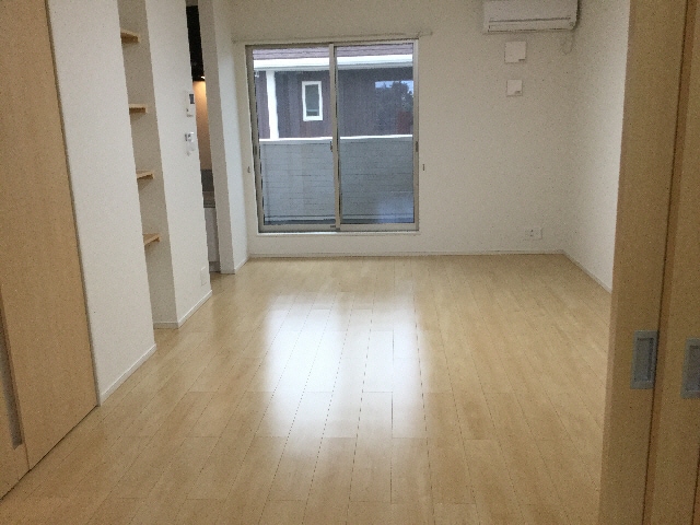  ブルック　ストリート一番館、二番館