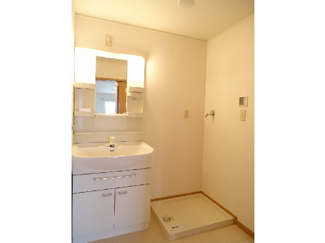  日豊本線/都城駅 徒歩38分 2階 築18年