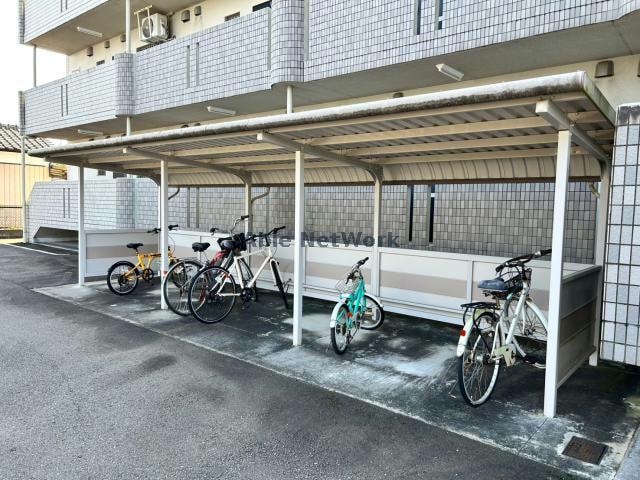  日豊本線/五十市駅 車移動　2分1km 3階 築11年