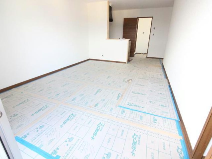  グラムハウス六番館