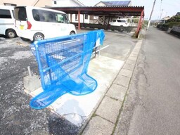 ゴミ置き場