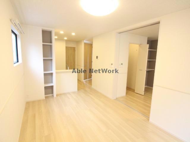  アスティーレ　志比田　B