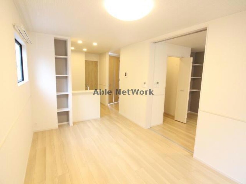  アスティーレ　志比田　B