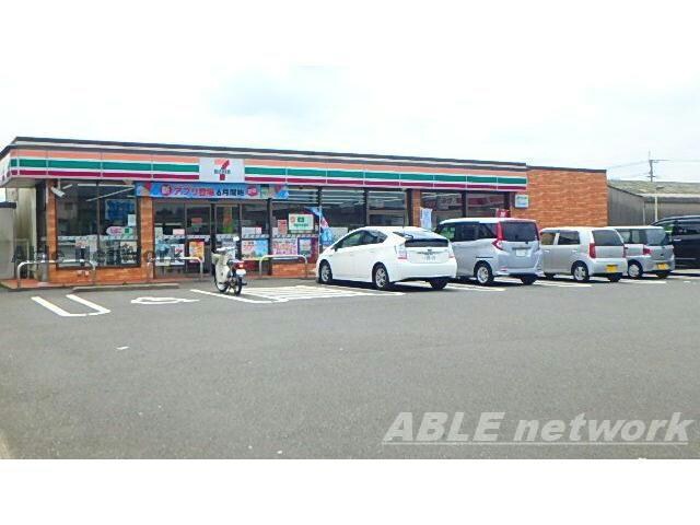 セブンイレブン八代葭牟田店(コンビニ)まで1318m プリムヴェールＡ