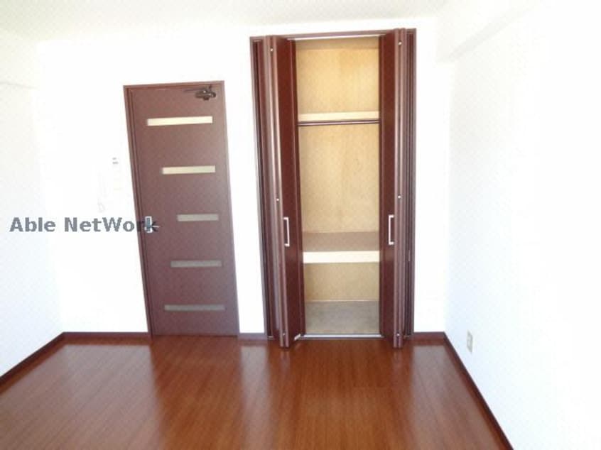  プラリネステージ