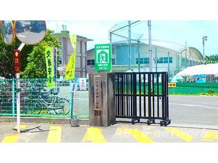 八代市立植柳小学校(小学校)まで510m チェリーハイツ