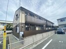 クレスト新地の外観
