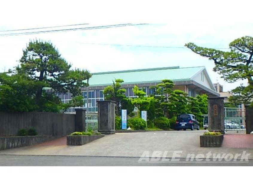 八代市立第三中学校(中学校/中等教育学校)まで1461m 古城町貸家