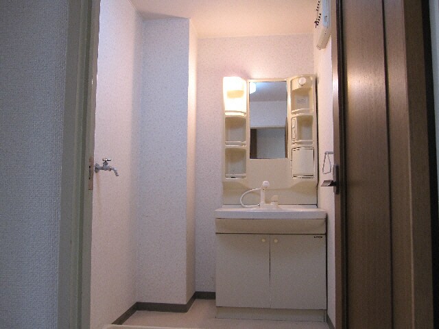 洗面 エステート湯口