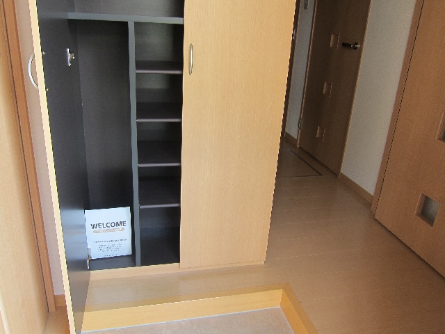 玄関 プランドール堂本