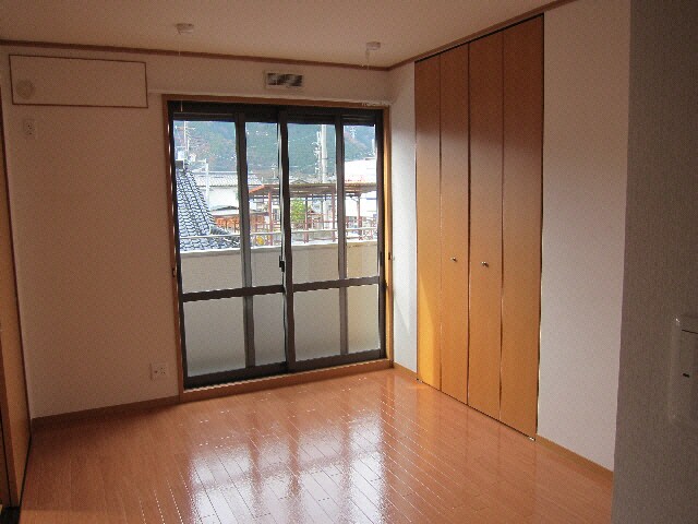 洋室 グランシャリオ島田