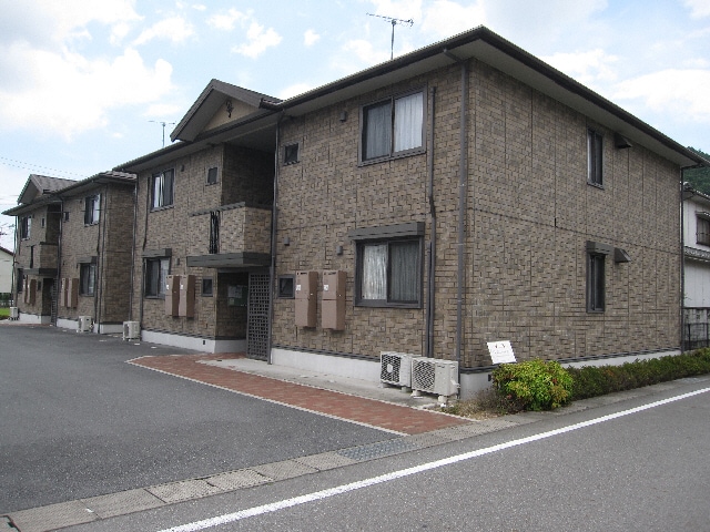  グレイスシャトル山口　A棟