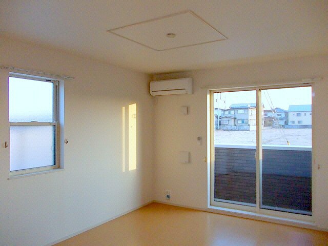 リビング ミルフィーユA