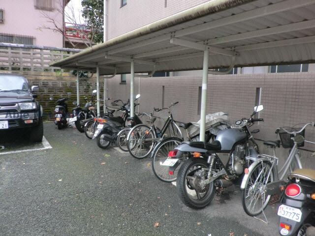  熊本市営バス/健軍神社前 徒歩2分 1階 築28年