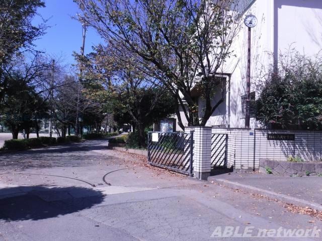 熊本市立二岡中学校(中学校/中等教育学校)まで1300m 産交バス（熊本市周辺）/西上の前 徒歩1分 2階 築14年