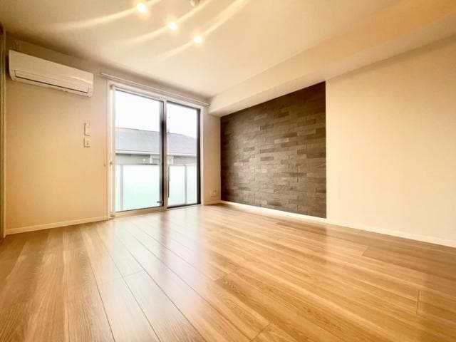 同型　現況優先 シャーメゾン江津湖