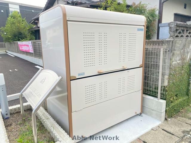  グランディール　ルリアン