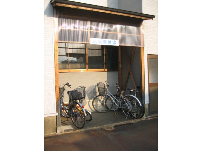 駐輪場 ピブルスⅠ号館