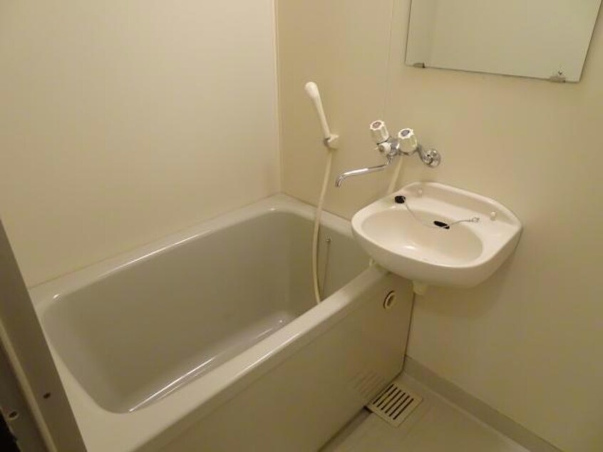  米坂線（東北地方）/南米沢駅 車移動　2分1km 2階 築31年