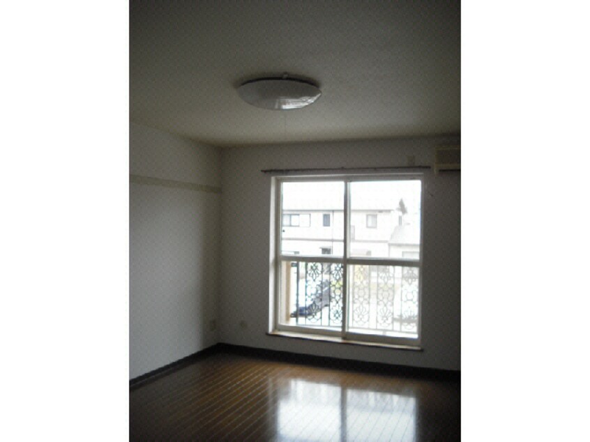 ＬＤＫ シャントゥール城南