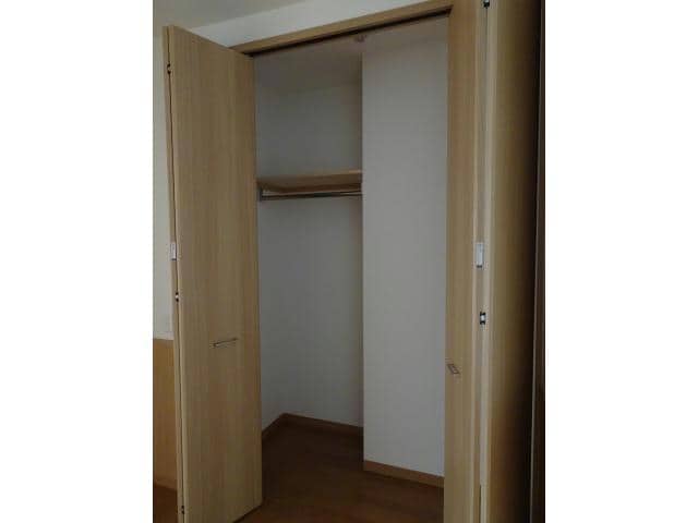 洋室北 アリビオ22成島南館