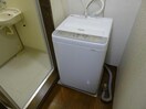 洗濯機置場 奥羽本線・山形線/米沢駅 車移動　4分2.6km 1階 築31年