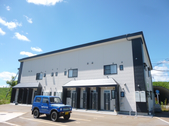  奥羽本線・山形線/置賜駅 車移動　6分4km 2階 築10年