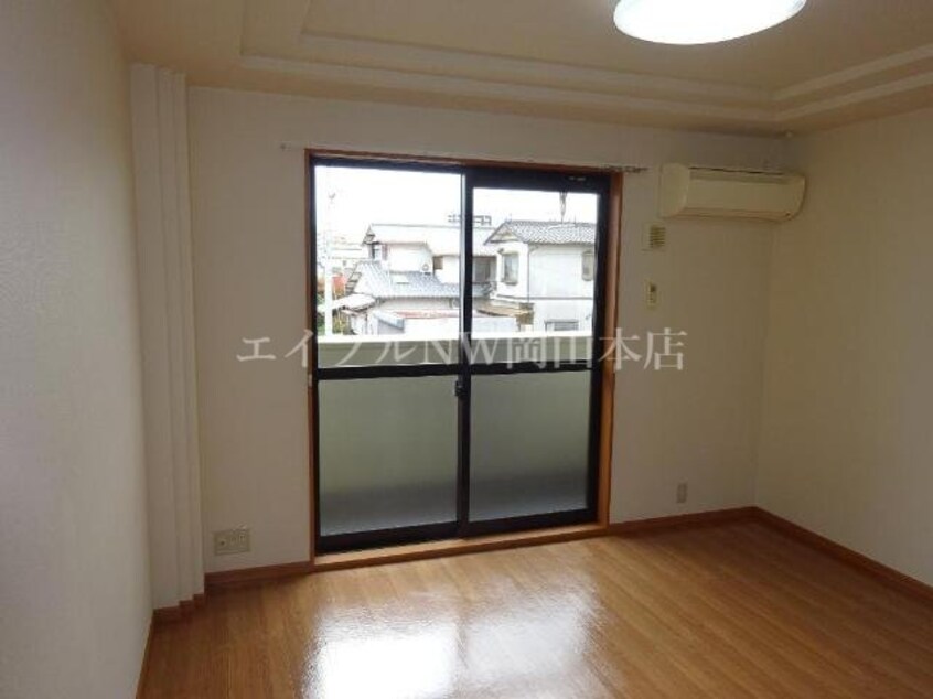 洋室 ウエストビレッジ３４１