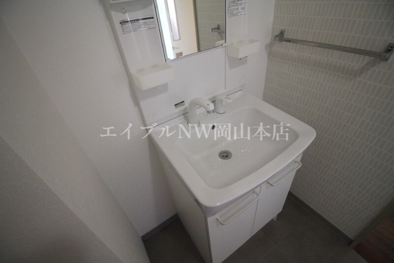  ロビニエ豊成