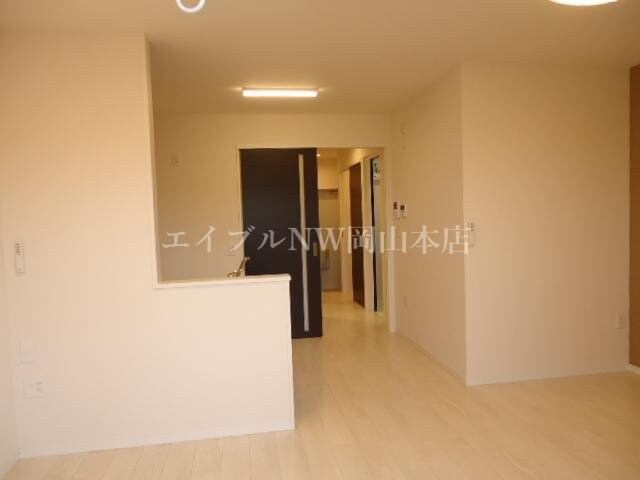 リビング（イメージ） パープルオリエンテ