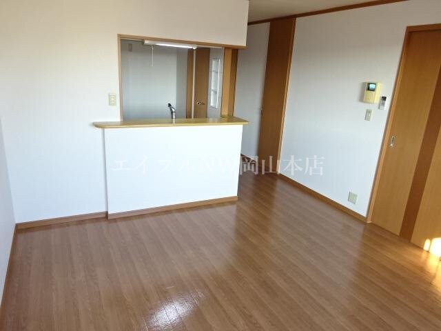  ＢＬＵＥ　ＴＥＲＲＡ