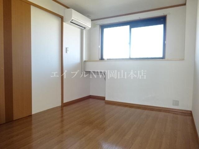  ＢＬＵＥ　ＴＥＲＲＡ